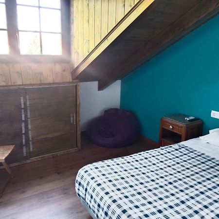 Hostal La Medina De Camponaraya Buitenkant foto