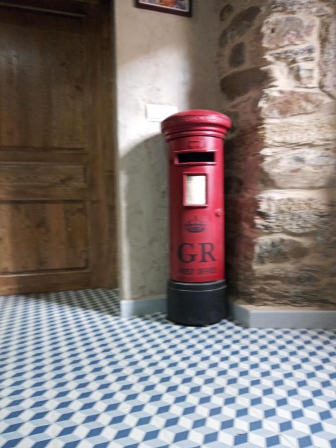 Hostal La Medina De Camponaraya Buitenkant foto