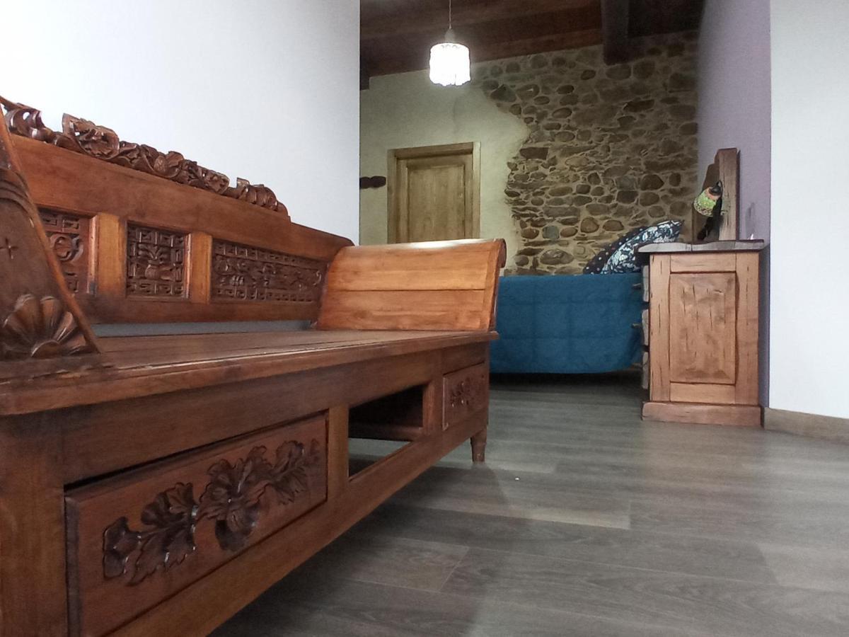 Hostal La Medina De Camponaraya Buitenkant foto