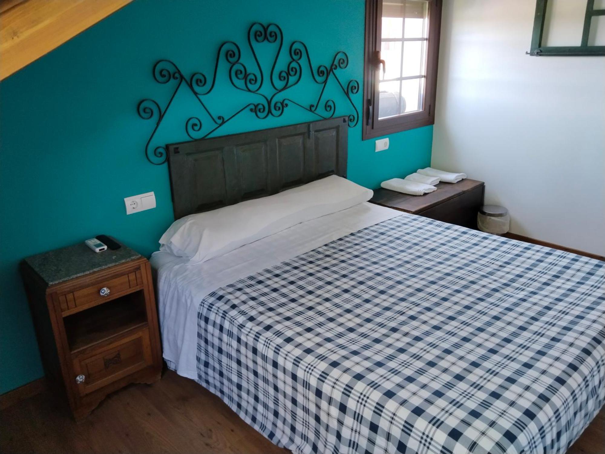Hostal La Medina De Camponaraya Buitenkant foto